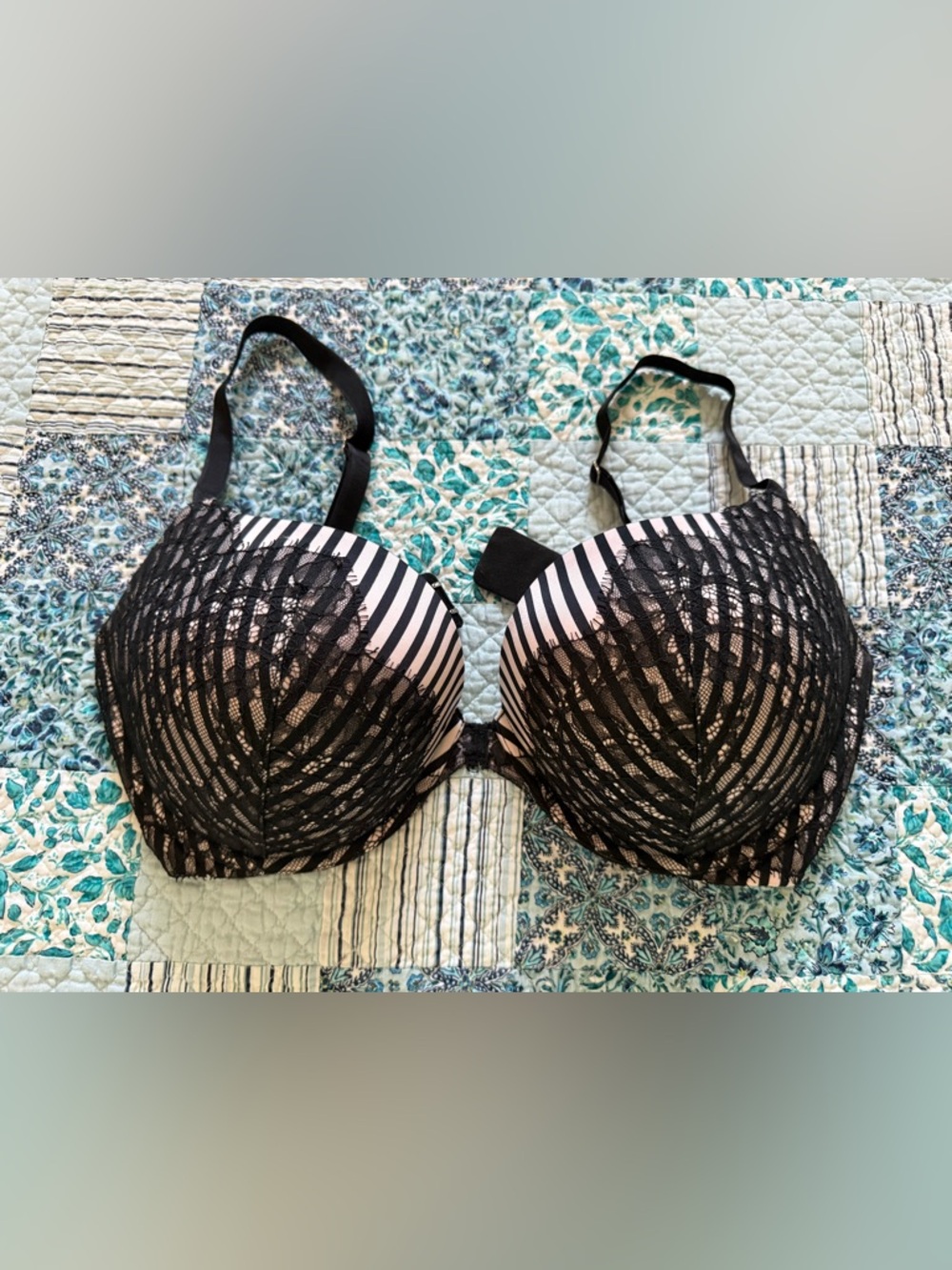 Victoria's Secret Pink and Black Lace-Overlay Push-Up Bra